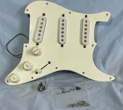 PICKGUARD SSS 2000