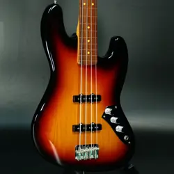 USED FENDER / JACO PASTRIUS JAZZ BASS FRETLESS PAU FERRO 3 COLOR SUNBURST NAGOYA