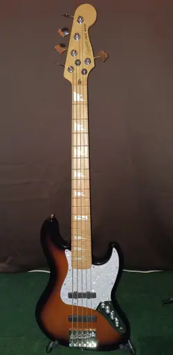 FENDER 5 JAZZ BASS