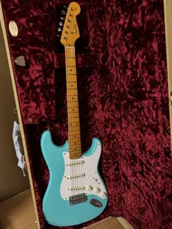 FENDER AMERICAN VINTAGE II STRATOCASTER SAFE PACKING!