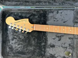 NEW PICTURES!! FENDER