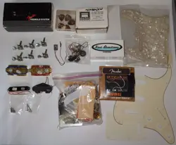 PICKUPS POTS TREMELO