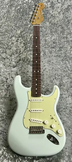 FENDER FSR AMERICAN PROFESSIONAL II STRATOCASTER ROASTED MAPLE SONIC BLUE   US