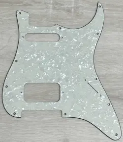 IVORY WHITE PEARL FITS US FENDER STRATOCASTER 11 SCREW HOLE HS GUITAR PICKGUAD