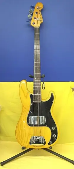 FENDER PRECISION BASS 1978 VINTAGE ELECTRIC BASS GUITAR W/ORIGINAL HARD CASE