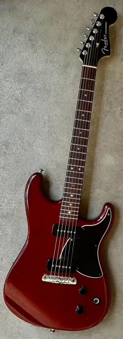 2004 FENDER STRATOSONIC