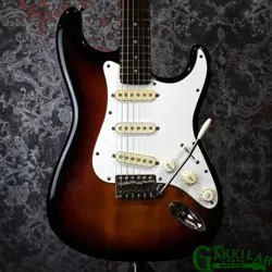 FENDER JAPAN ST314-55  3 TONE SUNBURST 1987 ELECTRIC GUITAR