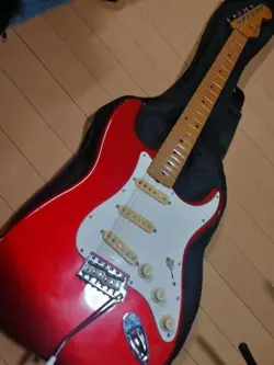 FENDER JAPAN STRATOCASTER /  ELECTRIC GUITAR W/ ORIGINAL SC MADE IN JAPAN