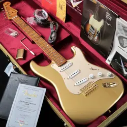 FENDER CUSTOM SHOP LTD 70TH ANNIVERSARY 1954 ROASTED STRATOCASTER DLX CLOSET CLA