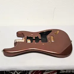 FENDER ROADHOUSE STRAT