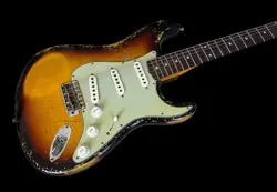 2023 FENDER CUSTOM SHOP '63 STRATOCASTER HEAVY RELIC - 3-TONE SUNBURST