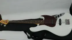 ELECTRIC BASS GUITAR FENDER TRADITIONAL 60S OLYMPIC WHITE JAPAN S/N JD23002449