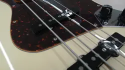 FENDER JAPAN JB62 ELECTRIC BASS GUITAR-02