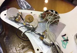 SUNBURST FINISH USED