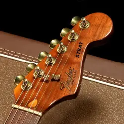 THE STRAT FENDER