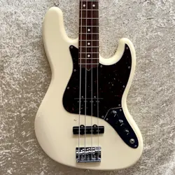 FENDER USA AMERICAN PROFESSIONAL JAZZ BASS USED 2016 ALDER BODY W/GIG CASE