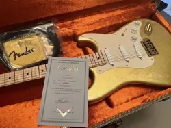 2005 FENDER MASTERBUILT ERIC CLAPTON GOLD LEAF STRATOCASTER - MARK KENDRICK