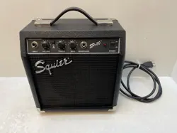 SQUIER SP-10 FENDER 22W COMBO GUITAR MINI AMP AMPLIFIER PR-367 TESTED