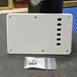 WHITE VINTAGE STYLE REPLACEMENT TREMOLO COVER BACK PLATE FOR FENDER STRAT GUITAR