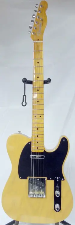2024 BUTTERSCOTCH BLONDE FENDER TELECASTER AMERICAN 6 STRING ELECTRIC GUITAR!
