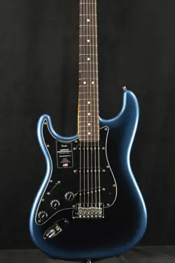 FENDER AMERICAN PROFESSIONAL II STRATOCASTER LEFT-HAND DARK NIGHT ROSEWOOD