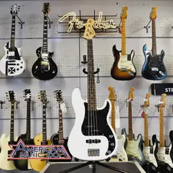 FENDER SQUIER AFFINITY SERIES PRECISION BASS PJ IN OLYMPIC WHITE