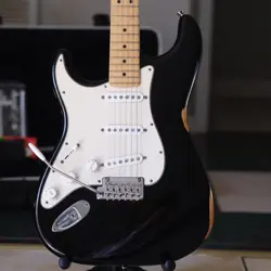 FENDER 2012 AMERICAN STANDARD STRATOCASTER - BLACK
