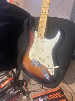 FENDER AMERICAN PROFESSIONAL II STRATOCASTER - ANNIVERSARY 2-COLOR SUNBURST