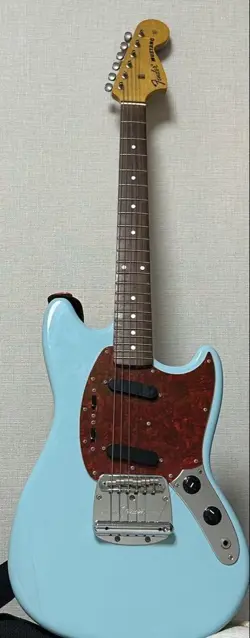 FENDER ELECTRIC GUITAR LIGHT BLUE