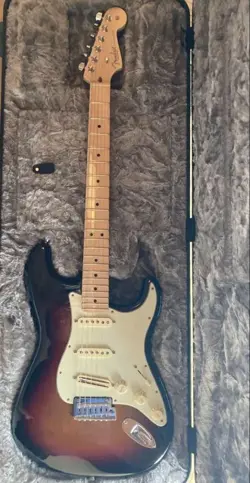 FENDER STRAT AMERICAN PROFFESIONAL 1
