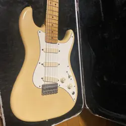 FENDER BULLET 1982 MADE IN USA