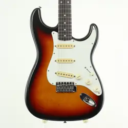 FENDER JAPAN STRATOCASTER ST-62 3 TONE SUNBURST
