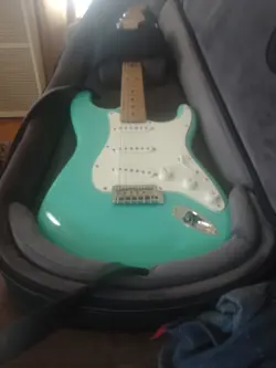 2024 FENDER PLAYER STRATOCASTER SEA FOAM GREEN