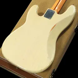 FENDER CUSTOM SHOP 2006 1957 PRECISION BASS RELIC - EXCELLENT CONDITION