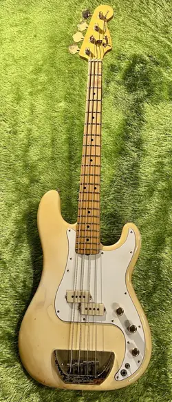 FENDER PRECISION BASS SPECIAL 1982 ELECTRIC BASS GUITAR 5.33KG