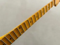 SCALLOPED GUITAR NECK