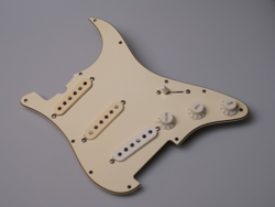 USA FENDER STRATOCASTER LOADED WITH USA DIMARZIO PICKUPS 3 PLY PICKGUARD