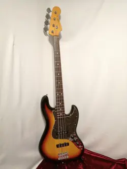 FENDER MIJ TRADITIONAL '60S JAZZ BASS ELECTRIC BASS - U-SHAPE MAPLE NECK - USED