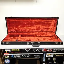 1998 FENDER USA BLACK W/ RED DELUXE HARDSHELL CASE STRAT / TELE AMERICAN GUITAR