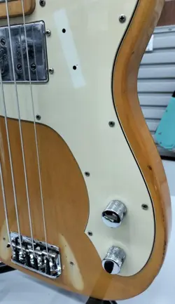 TELECASTER BASS ELECTRIC