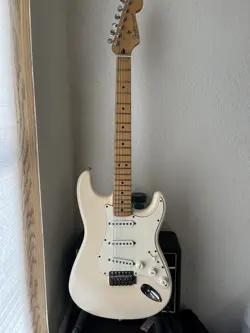 1999 FENDER STRATOCASTER MIM