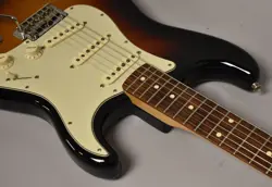 STRATOCASTER SUNBURST W/GIG