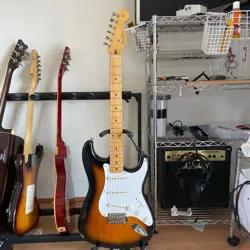 ELECTRIC GUITAR FENDER ST57 STRATOCASTER SUNBURST MADE IN JAPAN S/N J026092