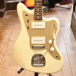 FENDER JAPAN JM66 JAZZMASTER ELECTRIC GUITAR