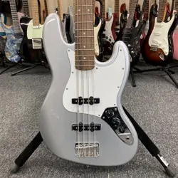 9757 RARE ITEM SQUIER BY FENDER JAZZ BASS #PFJ300