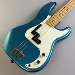 FENDER PLAYER PB