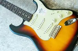 STRATOCASTER -3-TONE
