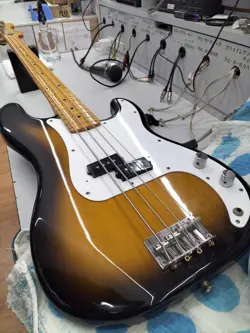 FENDER JAPAN PB-57D/AL ELECTRIC BASS 2-TONE SUNBURST USED, ALDER BODY