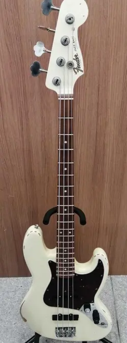 FENDER 60TH ANNIV ROAD WORN JAZZ ELECTRIC BASS - OFFSET BODY, USED