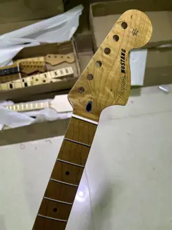 24INCH 22FRET ROASTED FLAME MAPLE FENDER MUSTANG ELECTRIC GUITAR NECK DIY PARTS 